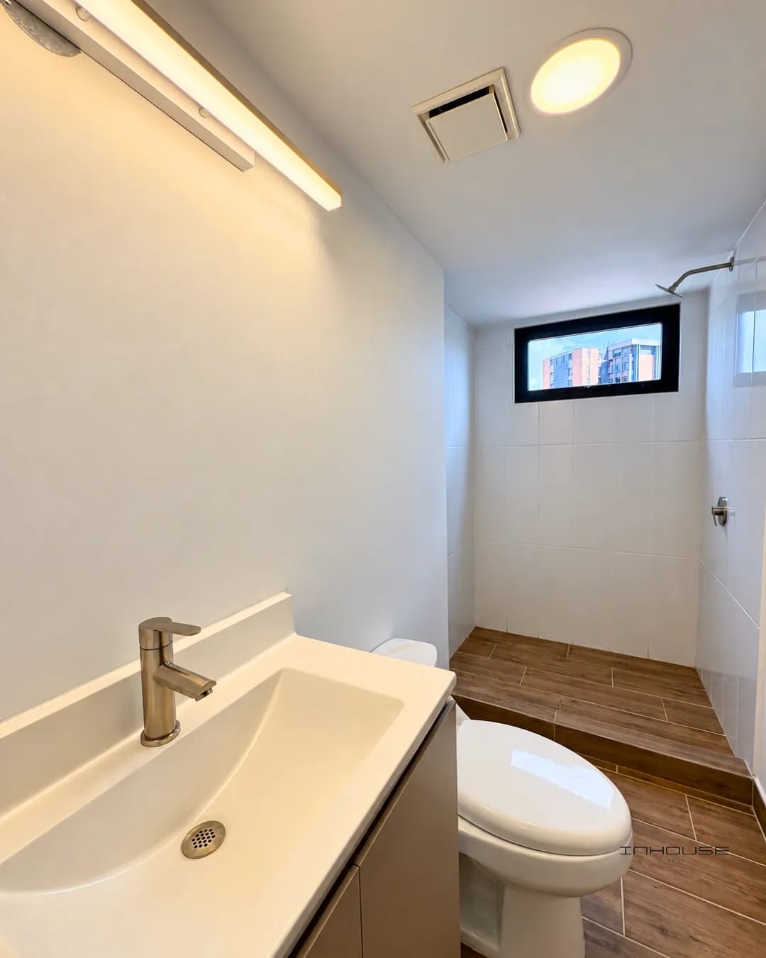 Apartamento en Renta Zona 4 Nivel Alto para Estrenar — Apartamento en Alquiler en Modra, Zona 4, Guatemala, Ciudad — foto 4 de 10