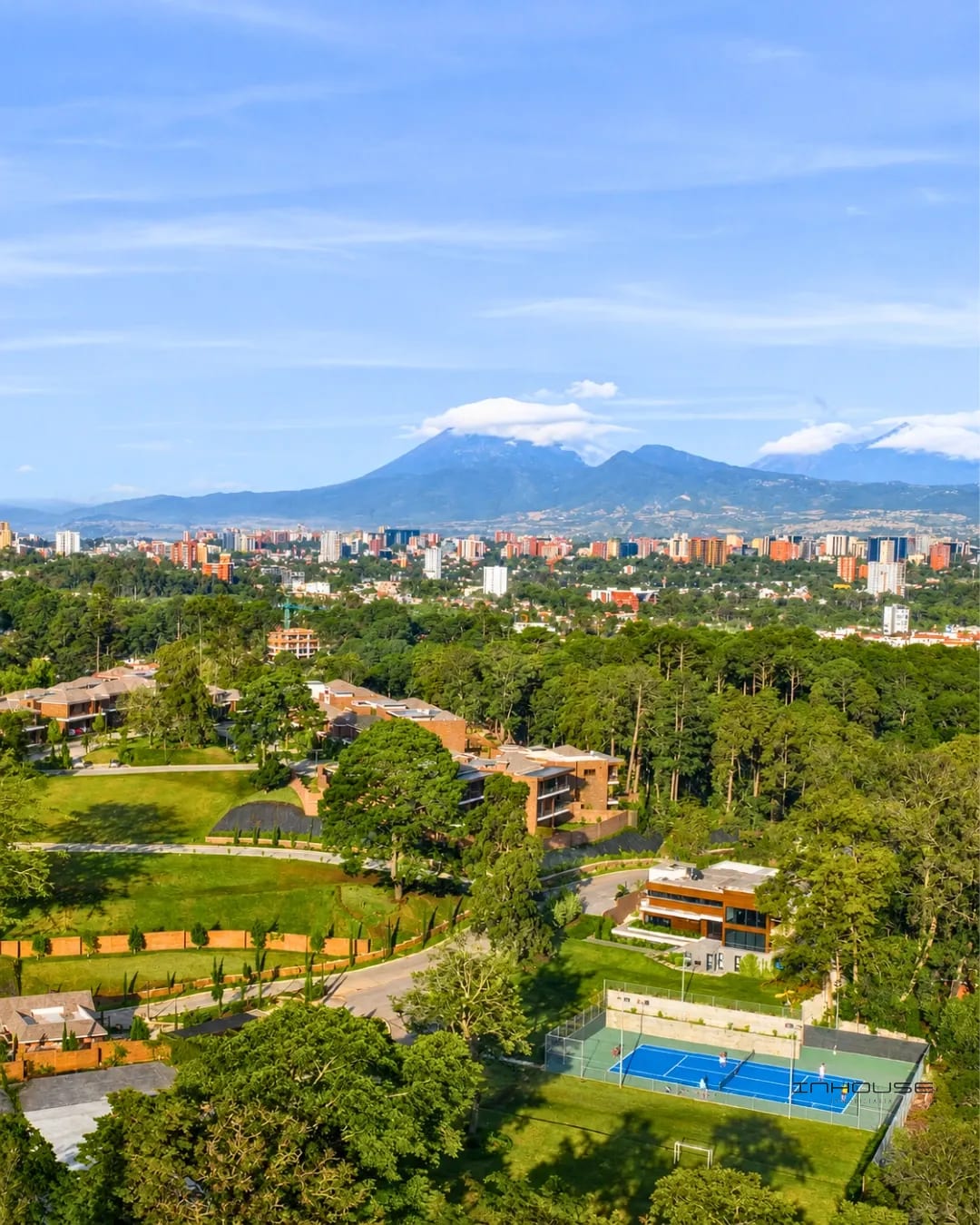 Casa en Venta en Zona 16 Siena San Isdro — Casa en Venta en San Isidro, Zona 16, Guatemala, Ciudad — foto 8 de 10