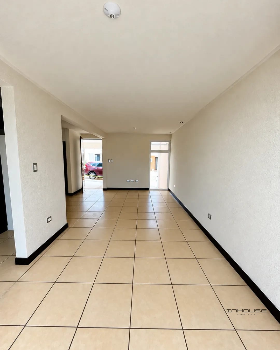 Casa en Venta en CAES Altos de Village KM 25 — Casa en Venta en Fraijanes, Carretera a El Salvador, Guatemala, Ciudad — foto 11 de 11