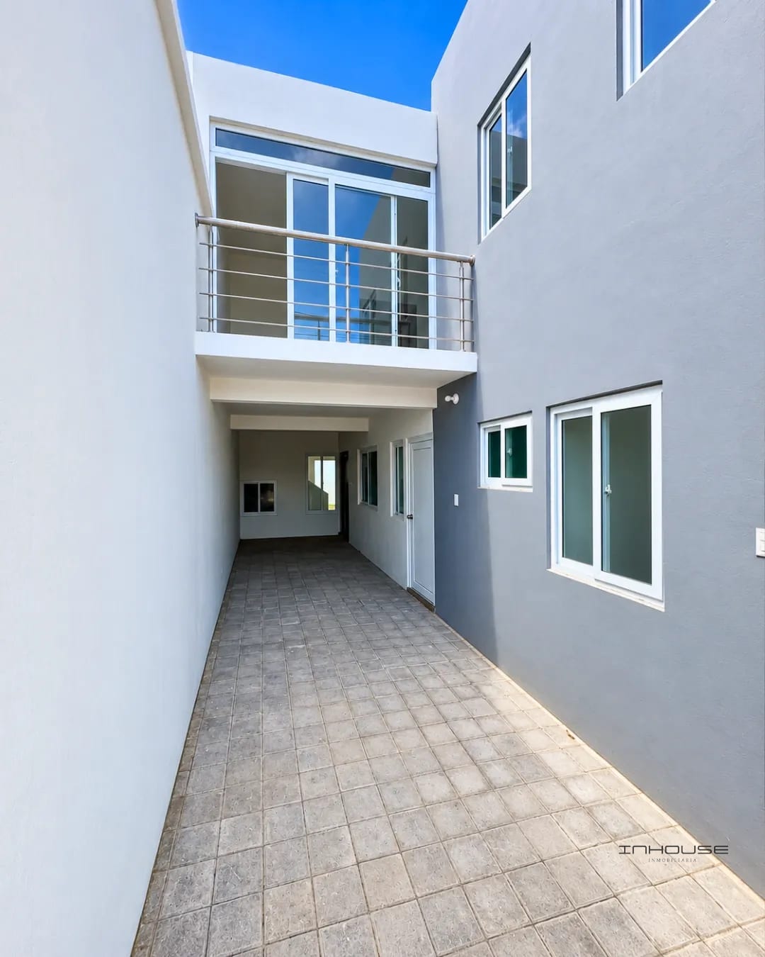 Casa en Venta en Zona 16 para Estrenar — Casa en Venta en Hacienda Real, Zona 16, Guatemala, Ciudad — foto 4 de 10