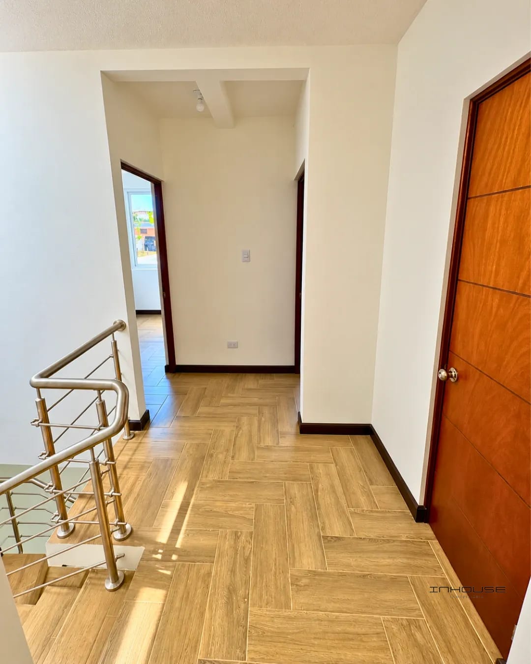 Casa en Venta en Zona 16 para Estrenar — Casa en Venta en Hacienda Real, Zona 16, Guatemala, Ciudad — foto 3 de 10