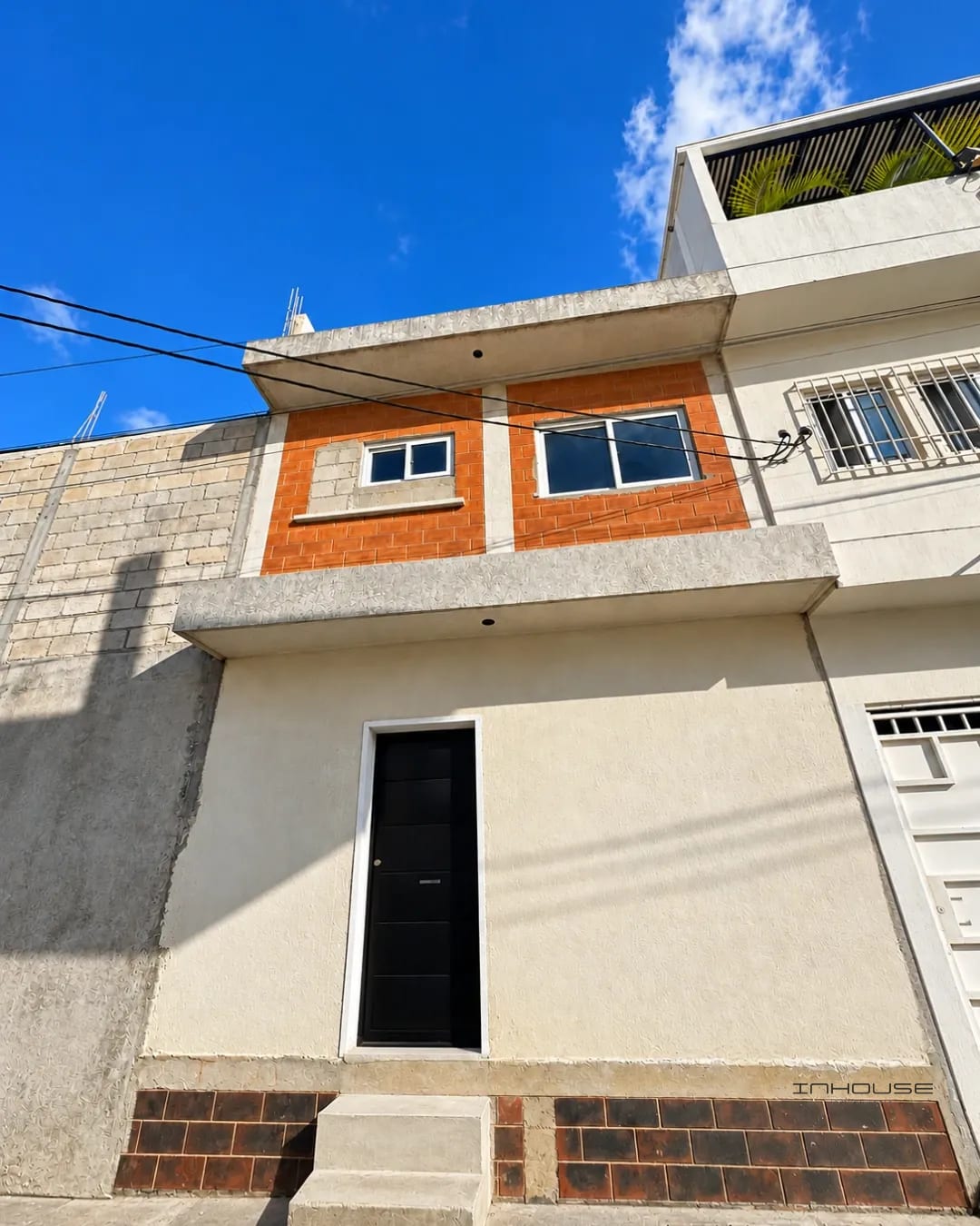 Casa en Venta en Zona 6 para Uso Comercial Frente a la Parada — Casa en Venta en Zona 6, Guatemala, Ciudad — foto 2 de 11
