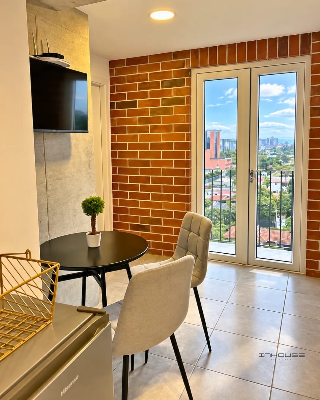 Apartamento en Venta Zona 10 Amueblado Fiamene — Apartamento en Venta en Fiamene, Zona 10, Guatemala, Ciudad — foto 1 de 10