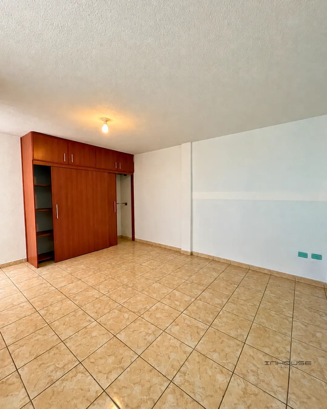 Casa en Venta en Zona 18 Dentro de Garita — Casa en Venta en Zona 18, Guatemala, Ciudad — foto 9 de 11