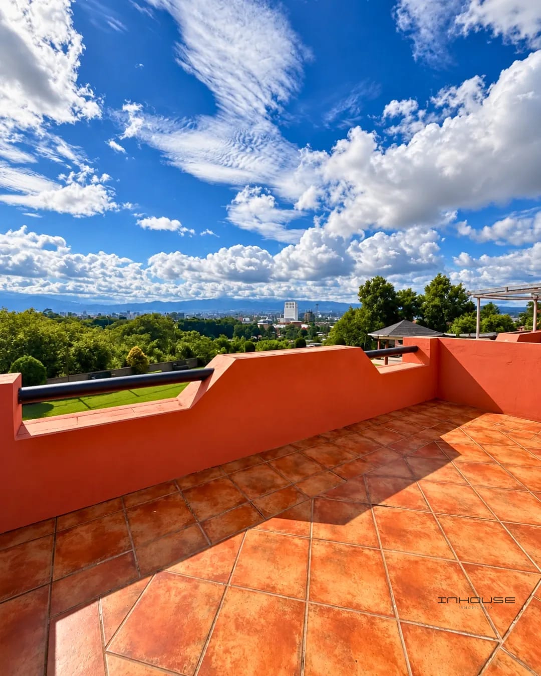 Casa en Venta Zona 16 Dentro de Garita Kanajuyú — Casa en Venta en Kanajuyú, Zona 16, Guatemala, Ciudad — foto 5 de 10