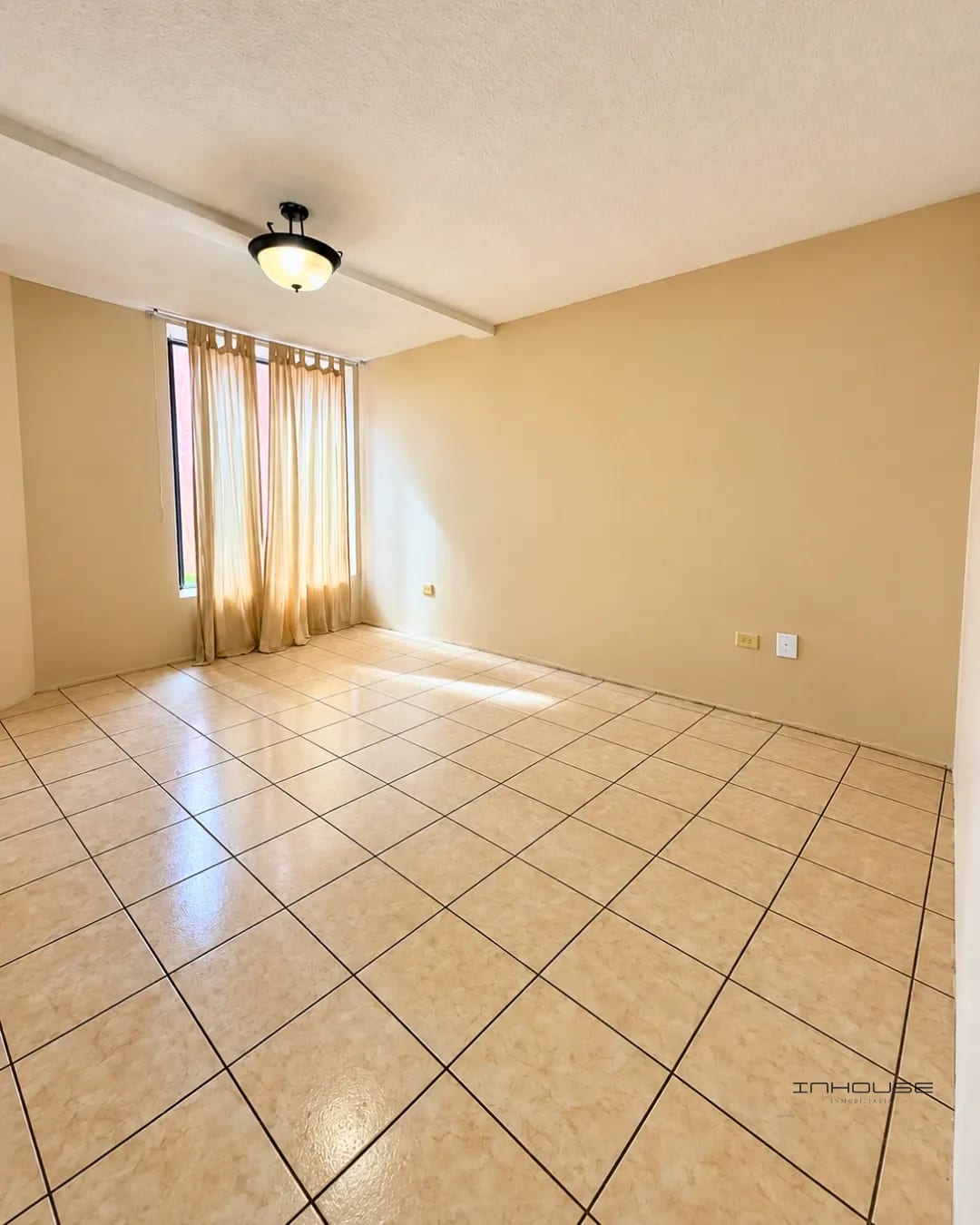 Casa en Venta Zona 16 Dentro de Garita Kanajuyú — Casa en Venta en Kanajuyú, Zona 16, Guatemala, Ciudad — foto 10 de 10