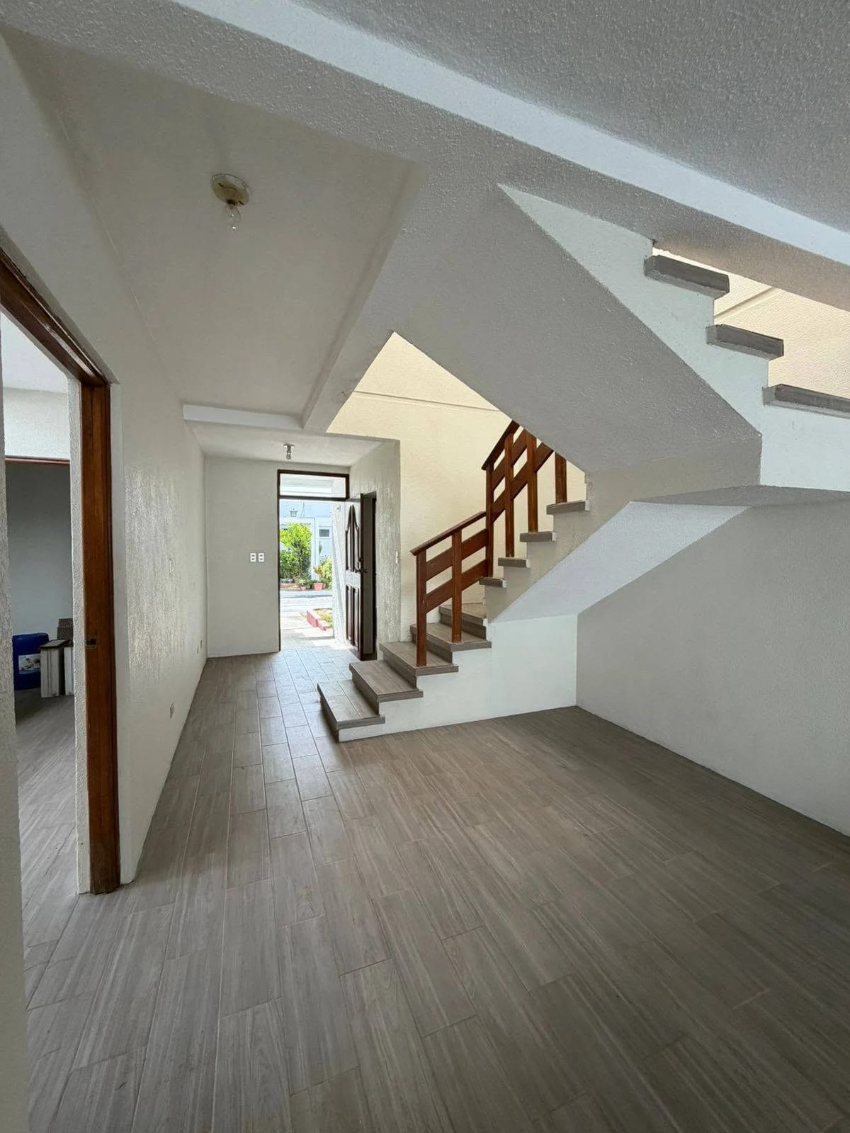 Casa Mateo Flores en Venta — Casa en Venta en Parque Mateo, Zona 7, Guatemala, Ciudad — foto 2 de 7