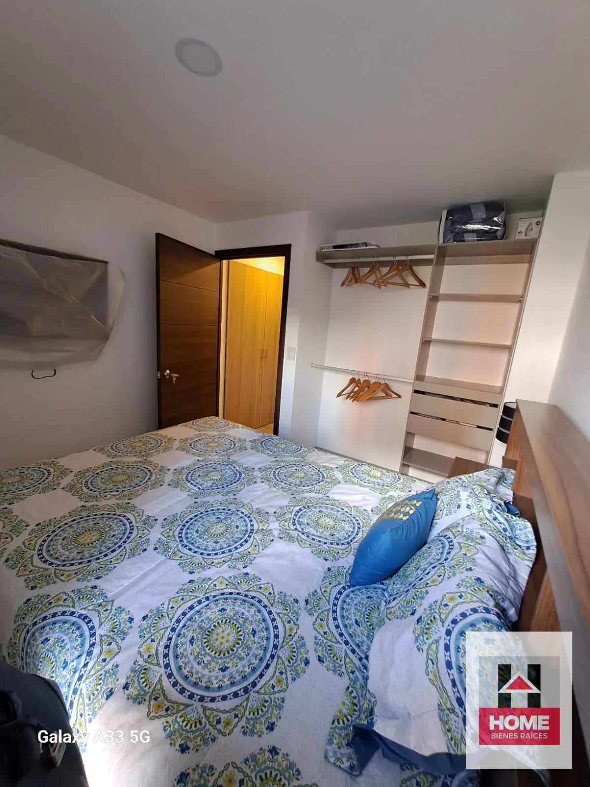 Apartamento en Renta Zona 10 Buena Ubicacion Todos los Servicios — Apartamento en Alquiler en Parque 10, Zona 10, Guatemala, Ciudad — foto 9 de 12