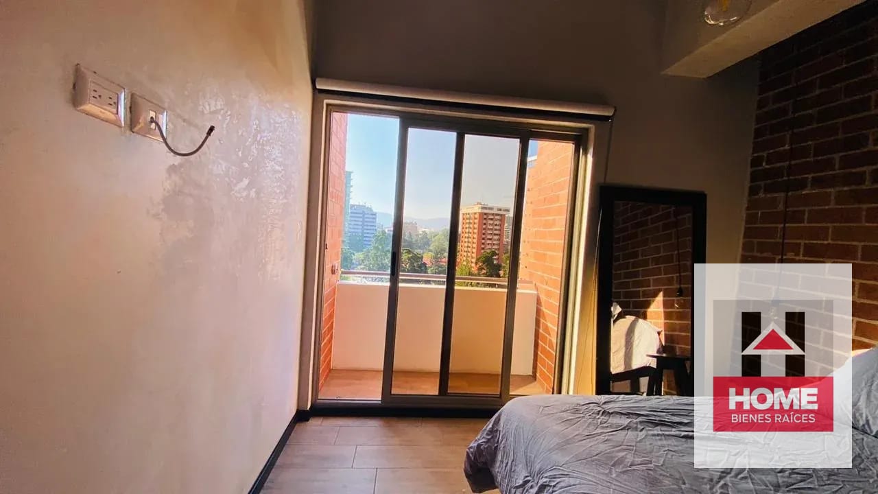 Alquiler de Bonito Apartamento Tipo Loft Zona 10 — Apartamento en Alquiler en Cassalini, Zona 10, Guatemala, Ciudad — foto 9 de 17