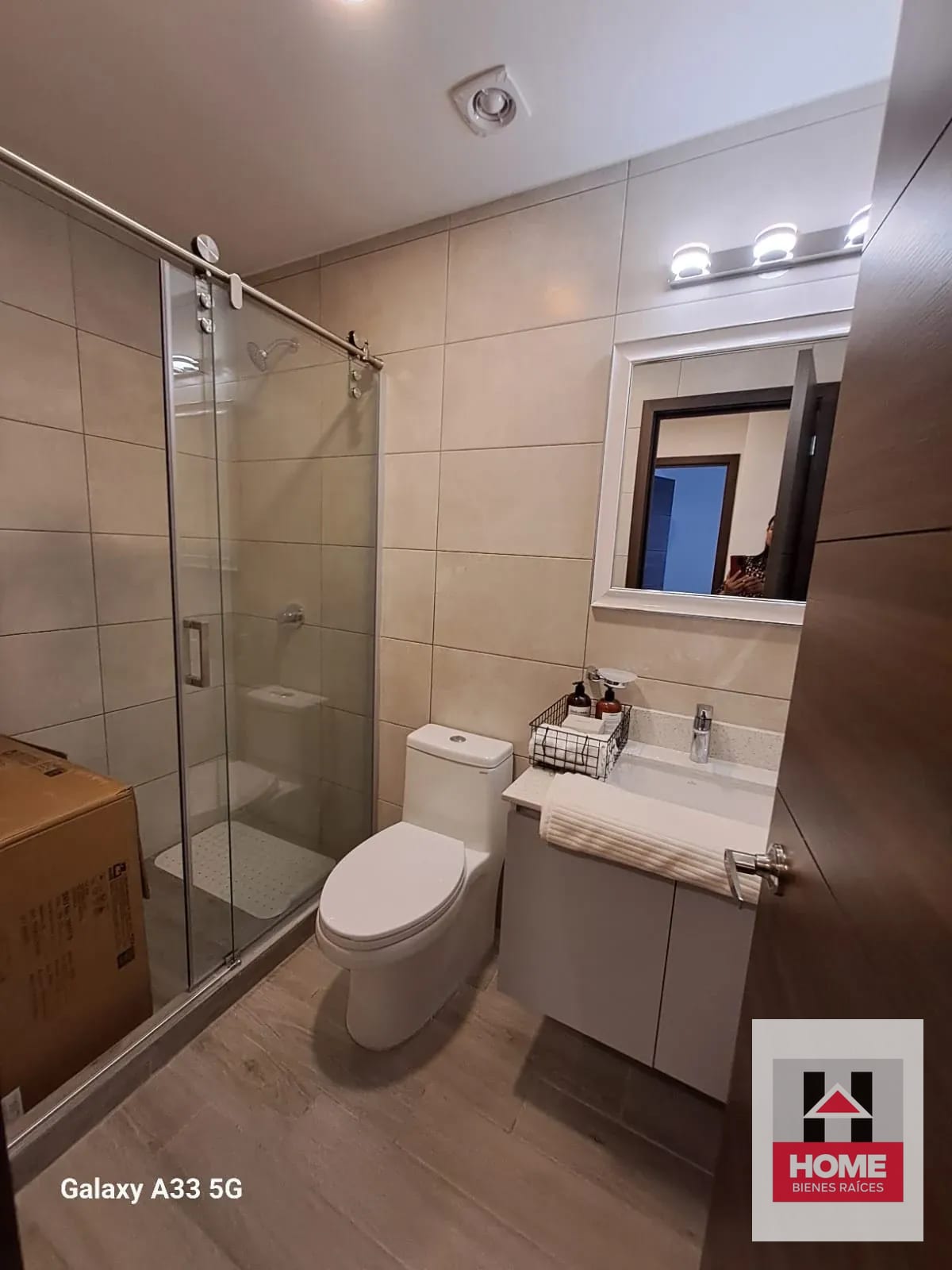 Alquiler de Apartamento una Habitacion Amueblado Zona 10 — Apartamento en Alquiler en Parque 10, Zona 10, Guatemala, Ciudad — foto 1 de 11