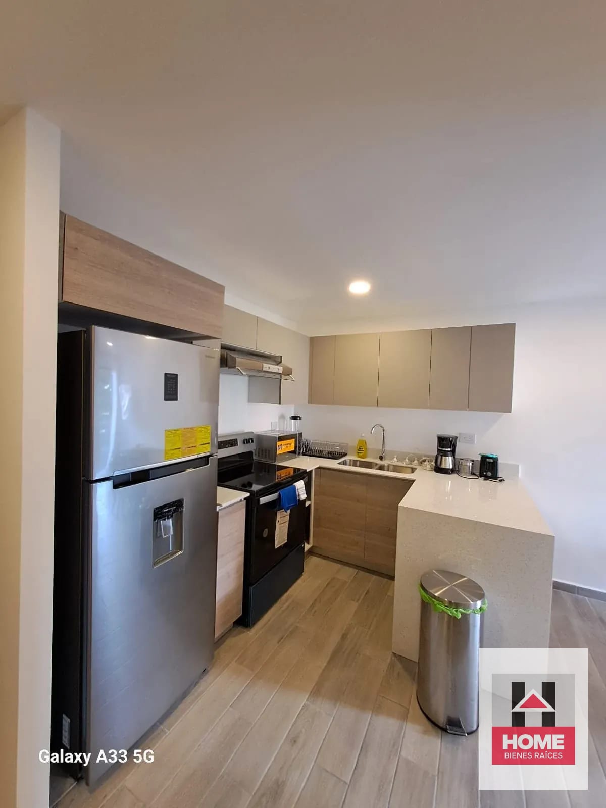 Alquiler de Apartamento una Habitacion Amueblado Zona 10 — Apartamento en Alquiler en Parque 10, Zona 10, Guatemala, Ciudad — foto 10 de 11