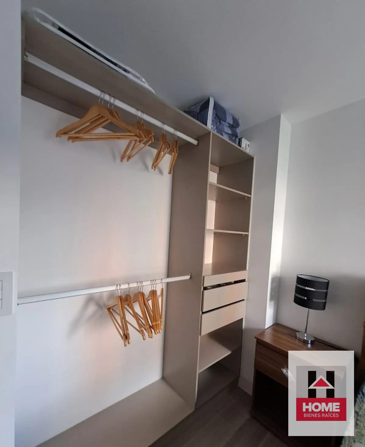 Apartamento de 1 Dor Todos los Servicios — Apartamento en Alquiler en Parque 10, Zona 10, Guatemala, Ciudad — foto 10 de 10