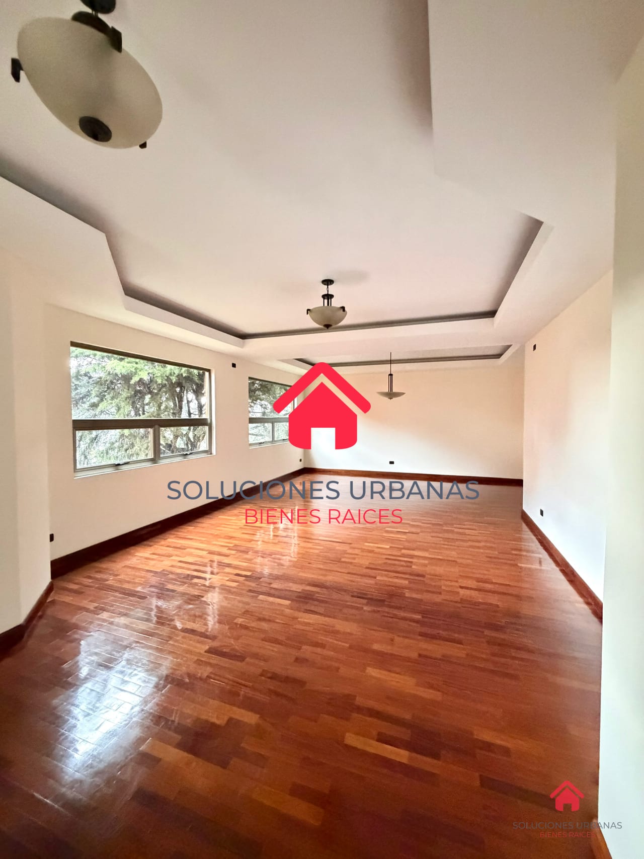 Lindisima Casa las Lomas km 16.5 CARRETERA A EL SALVADOR — Casa en Venta en Carretera a El Salvador, Guatemala, Ciudad — foto 2 de 10
