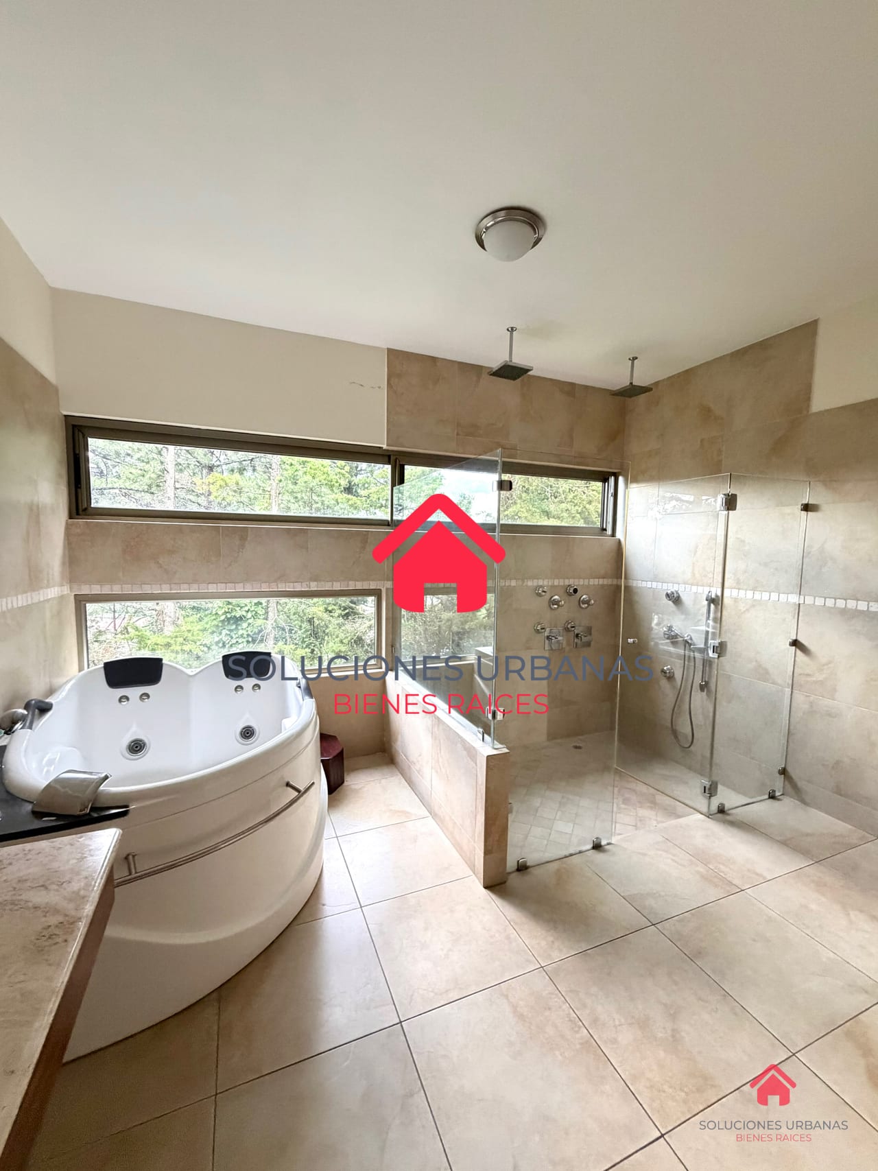 Lindisima Casa las Lomas km 16.5 CARRETERA A EL SALVADOR — Casa en Venta en Carretera a El Salvador, Guatemala, Ciudad — foto 9 de 10