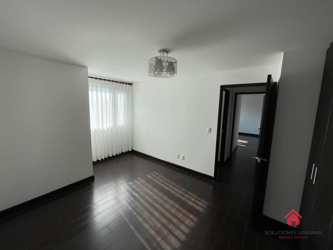Lindo Apartamento Zona 14 Catania — Apartamento en Alquiler en Catania, Zona 14, Guatemala, Ciudad — foto 1 de 12
