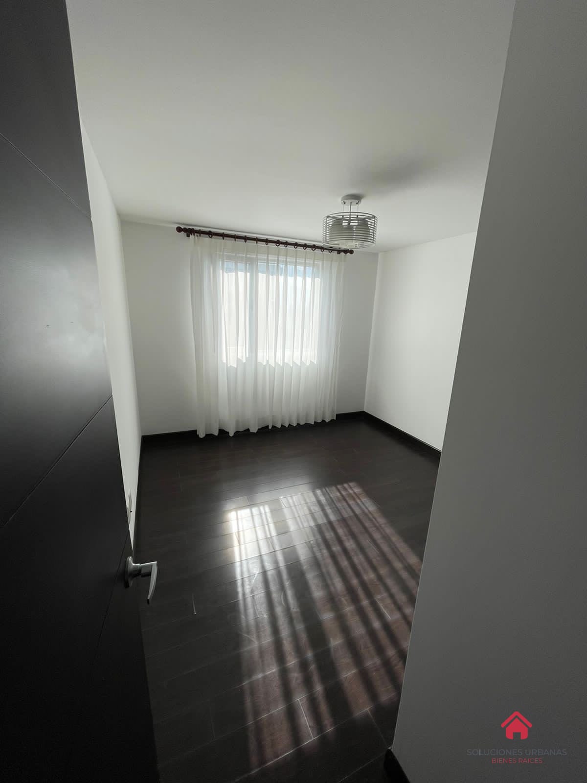 Lindo Apartamento Zona 14 Catania — Apartamento en Alquiler en Catania, Zona 14, Guatemala, Ciudad — foto 12 de 12