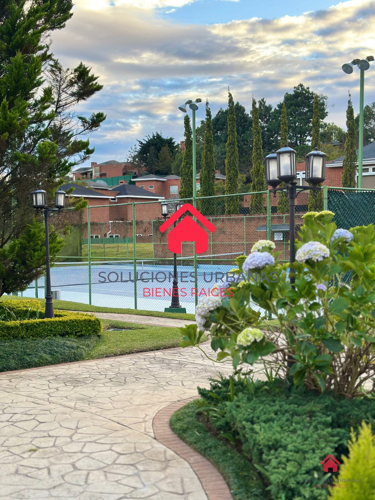 Lindo Terreno — Terreno en Venta en Colinas de Castel, Carretera a El Salvador, Guatemala, Ciudad — foto 1 de 5