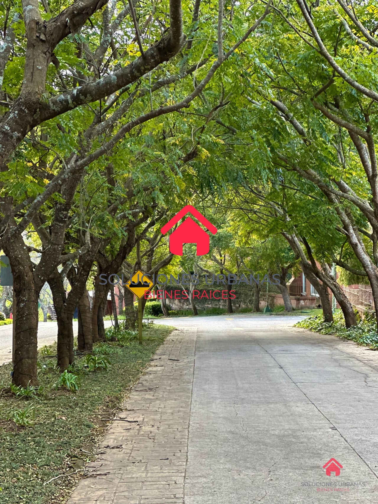 Lindo Terreno — Terreno en Venta en Colinas de Castel, Carretera a El Salvador, Guatemala, Ciudad — foto 2 de 5
