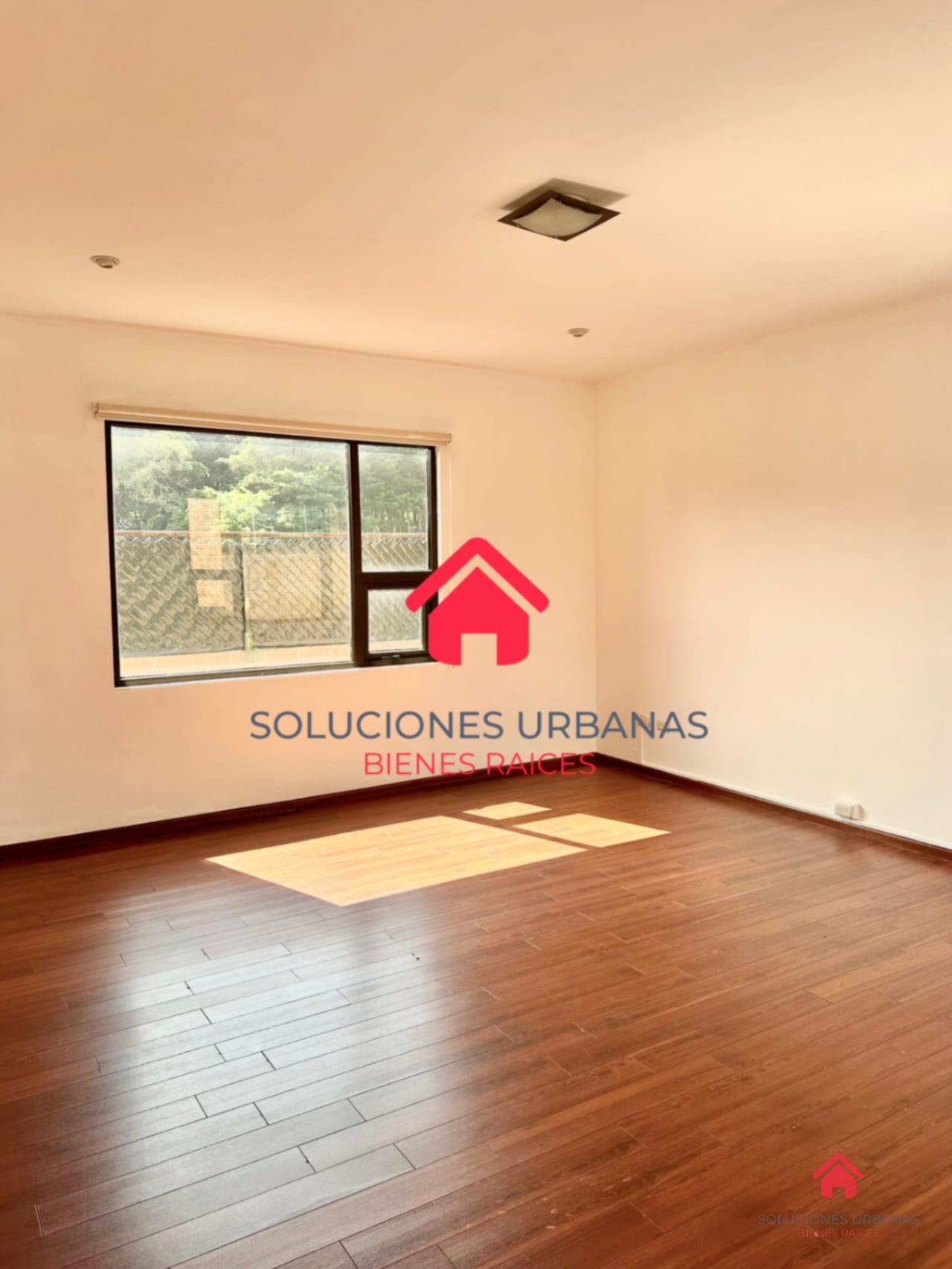 Linda Casa de 1 Nivel — Casa en Venta en Buena Fuente, Carretera a El Salvador, Guatemala, Ciudad — foto 3 de 7