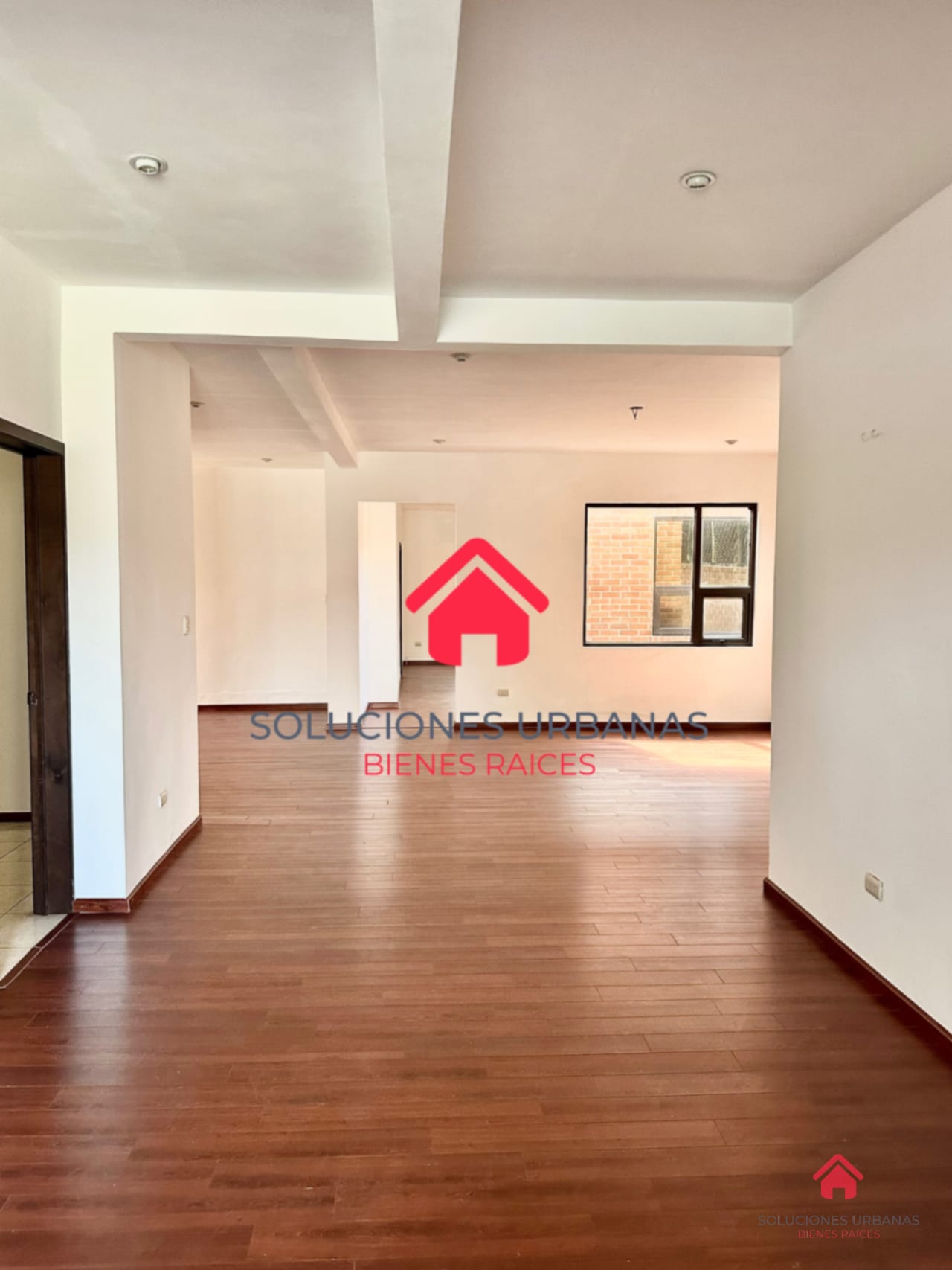 Linda Casa de 1 Nivel — Casa en Venta en Buena Fuente, Carretera a El Salvador, Guatemala, Ciudad — foto 1 de 7