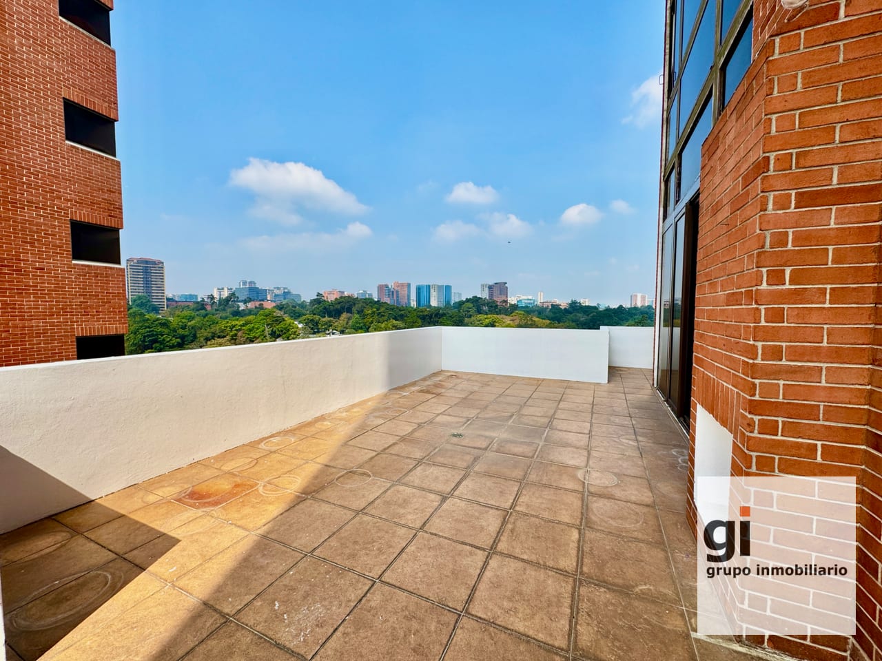 Apartamento en alquiler para quienes valoran los espacios abiertos y las vistas aseguradas — Apartamento en Alquiler en Zona 15, Guatemala, Ciudad — foto 3 de 10