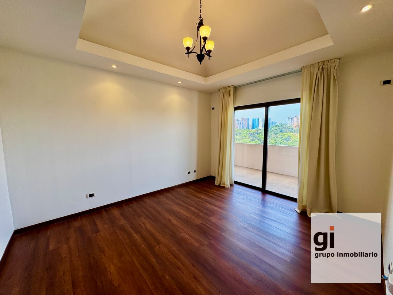 Apartamento en alquiler para quienes valoran los espacios abiertos y las vistas aseguradas — Apartamento en Alquiler en Zona 15, Guatemala, Ciudad — foto 8 de 10
