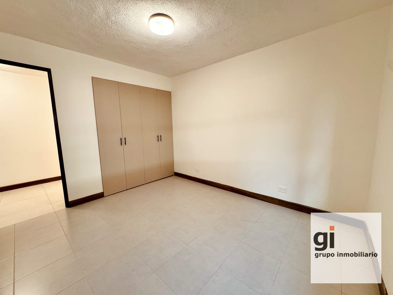 Apartamento Remodelado en Renta en Zona 10 | Excelente Ubicación — Apartamento en Alquiler en Zona 10, Guatemala, Ciudad — foto 6 de 12