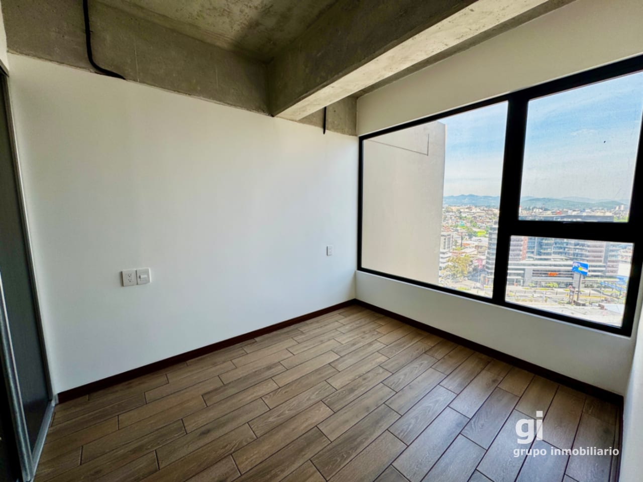 Apartamento de 2 dormitorios, nivel alto, zona 4 — Apartamento en Venta en Zona 4, Guatemala, Ciudad — foto 2 de 17