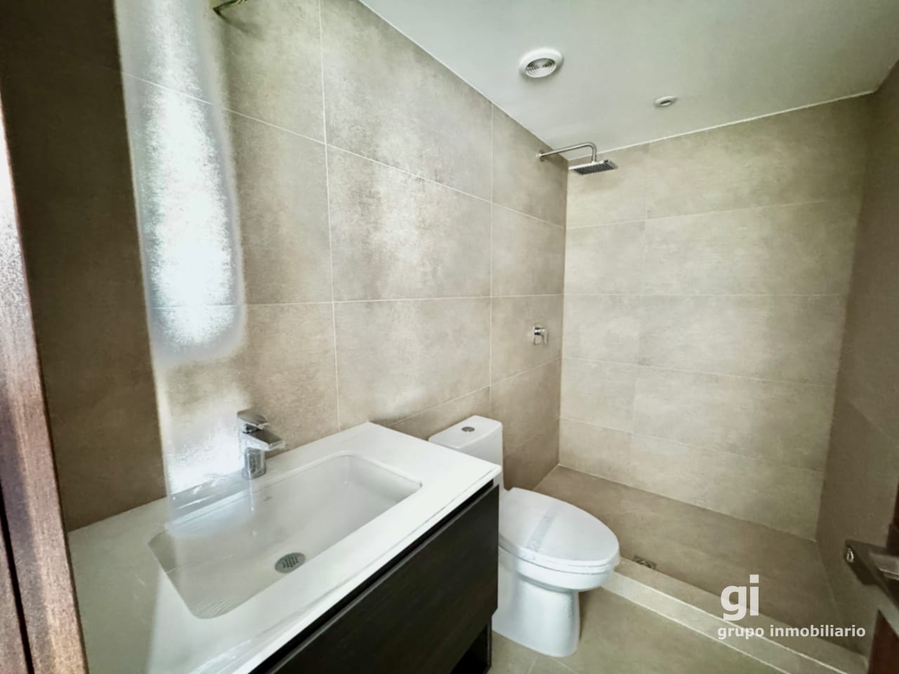 Apartamento de 2 dormitorios, nivel alto, zona 4 — Apartamento en Venta en Zona 4, Guatemala, Ciudad — foto 6 de 17