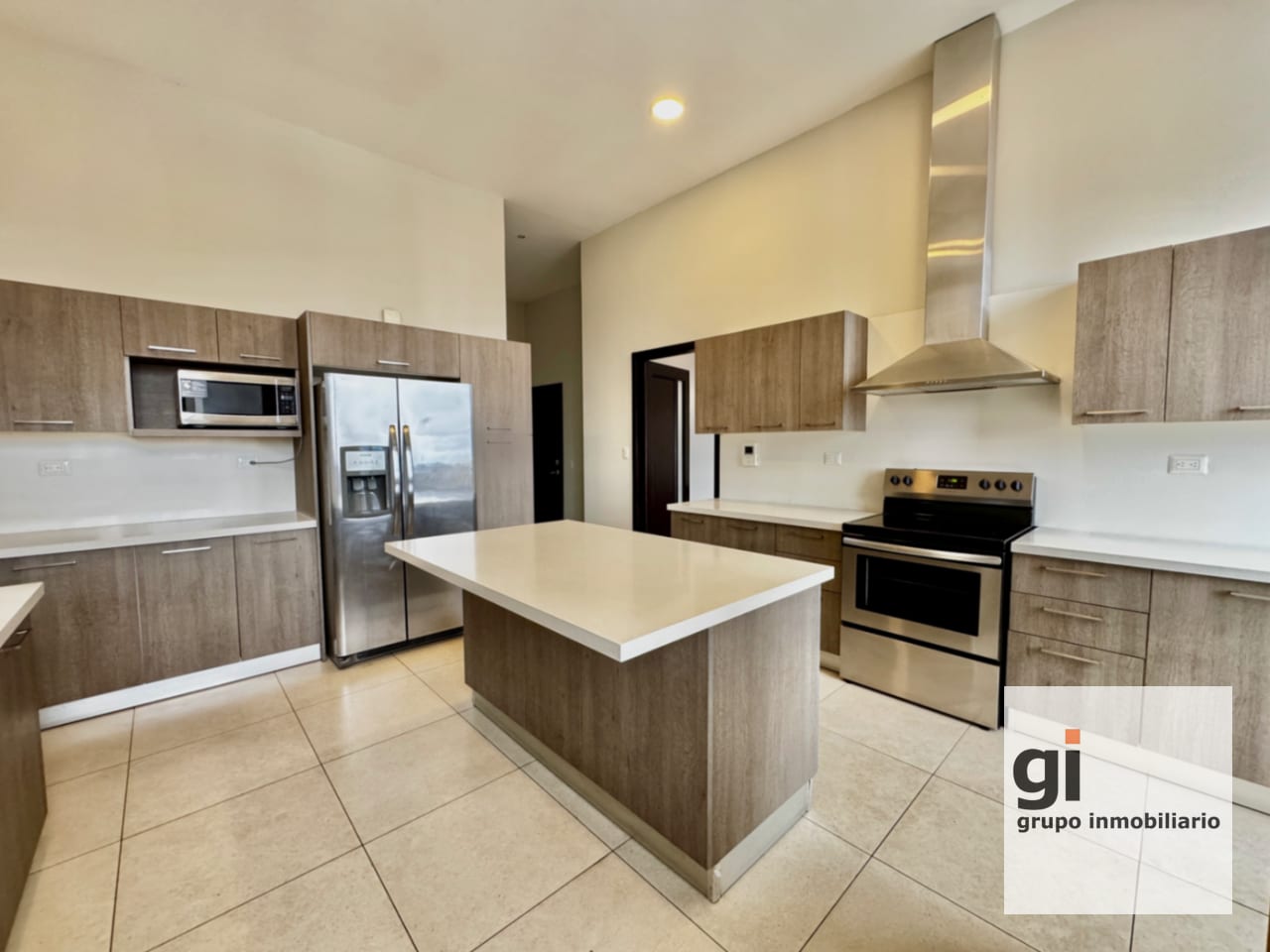Apartamento en alquiler zona 14 — Apartamento en Venta en Zona 14, Guatemala, Ciudad — foto 3 de 14