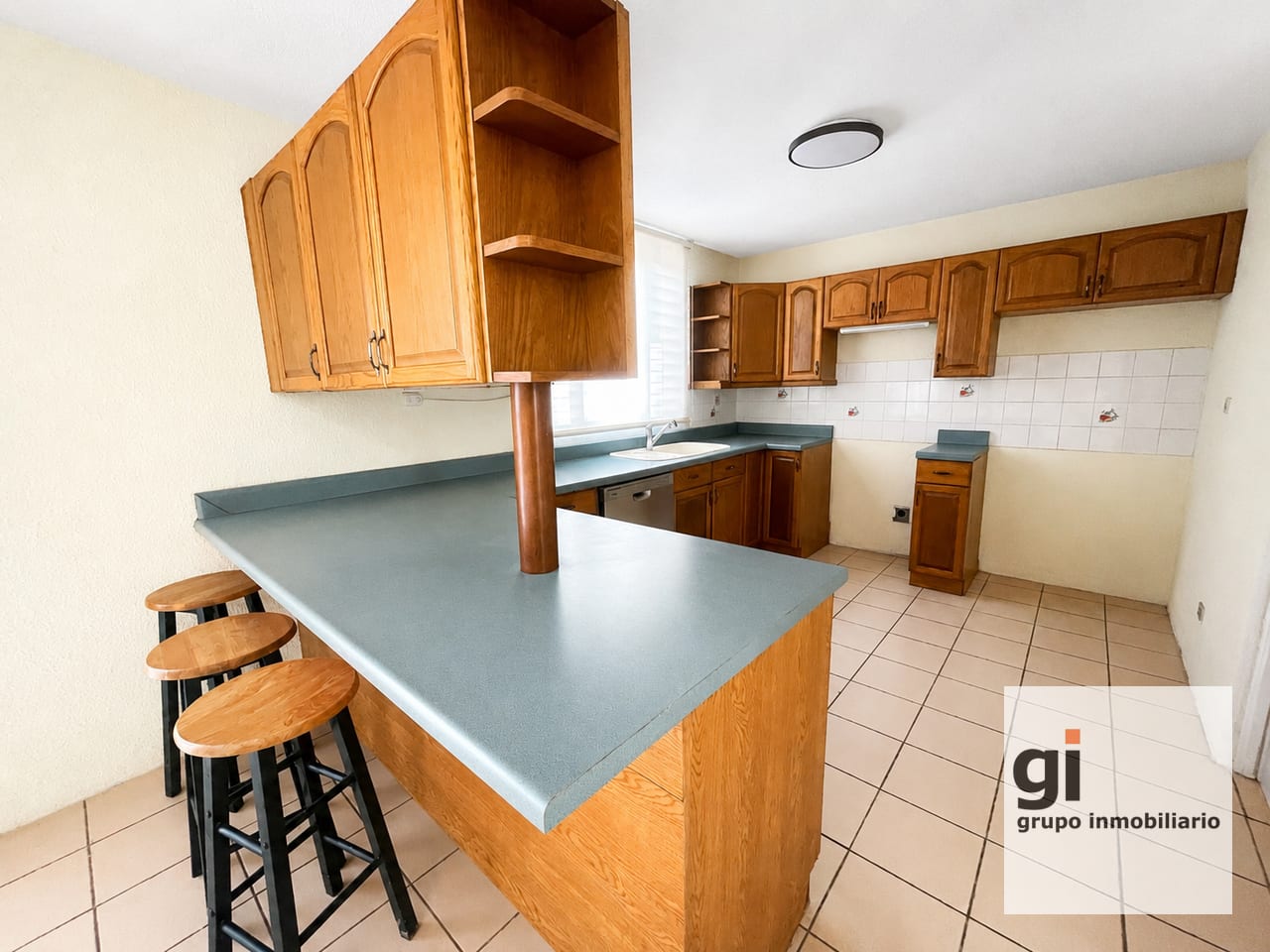 Casa en renta en condominio, Zona 16 | 3 dormitorios — Casa en Alquiler en Zona 16, Guatemala, Ciudad — foto 1 de 4