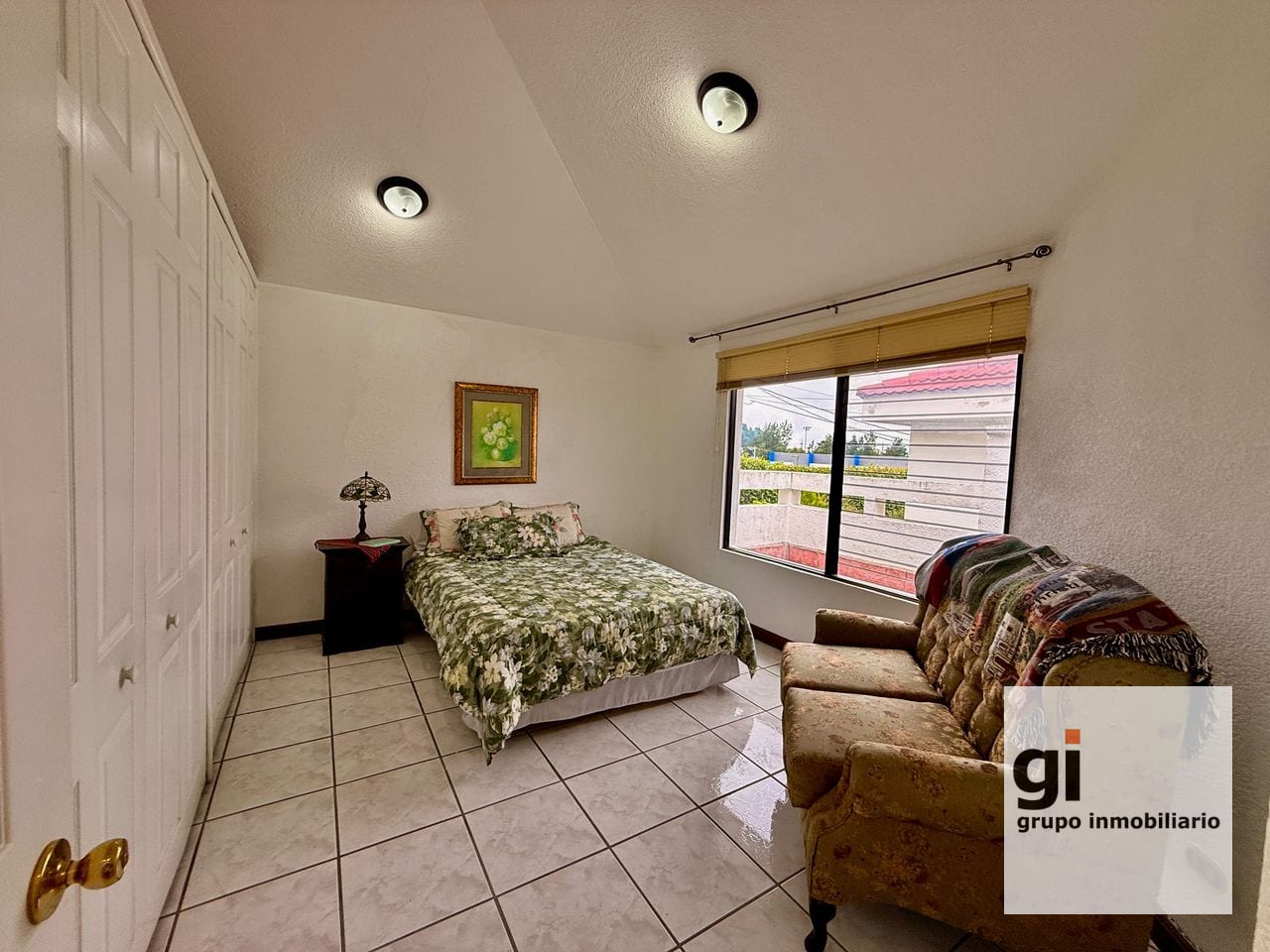 Espaciosa casa en venta — Casa en Venta en Carretera a El Salvador, Guatemala, Ciudad — foto 6 de 13