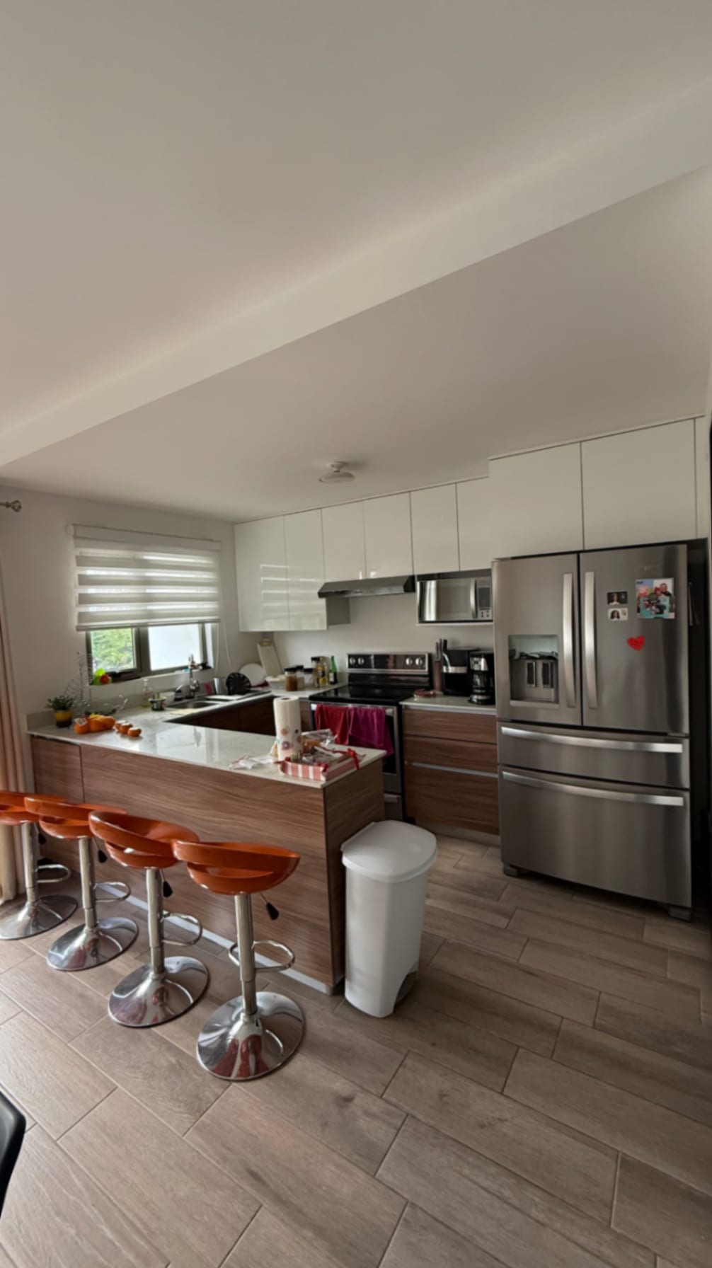 Apartamento en venta con cuarto de servicio, Segheria zona 14 - Image 1