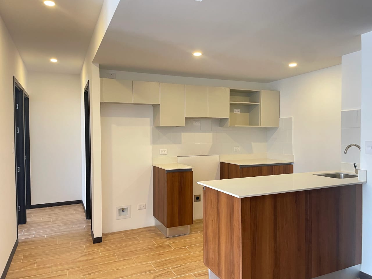 Apartamento Nuevo de 2 Habitaciones en zona 13 — Apartamento en Alquiler en Zona 13, Guatemala, Ciudad — foto 1 de 17