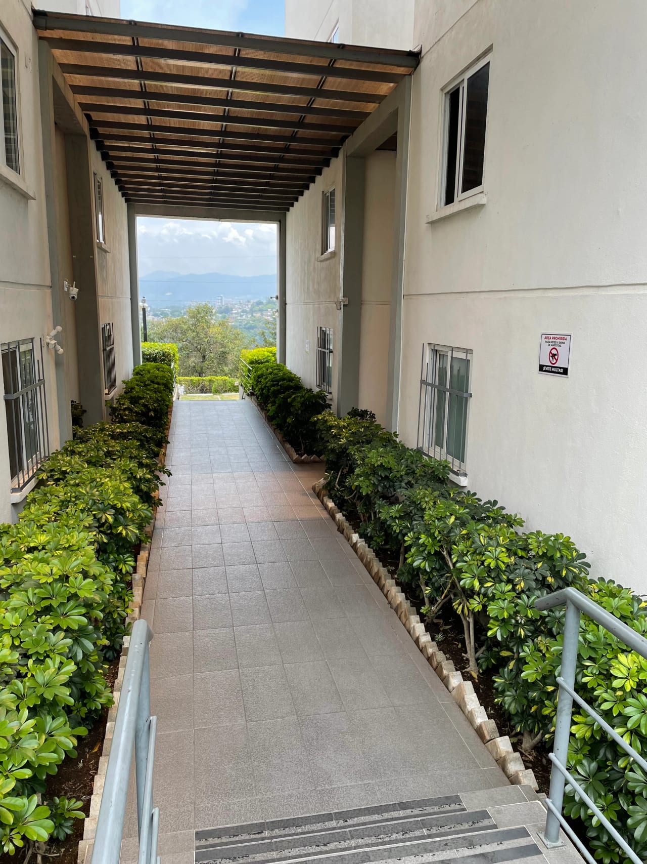 Apartamento de 3 Habitaciones en Santa Catarina Pinula — Apartamento en Alquiler en Villas Granada Premier 2, Santa Catarina Pinula, Guatemala, Ciudad — foto 14 de 16