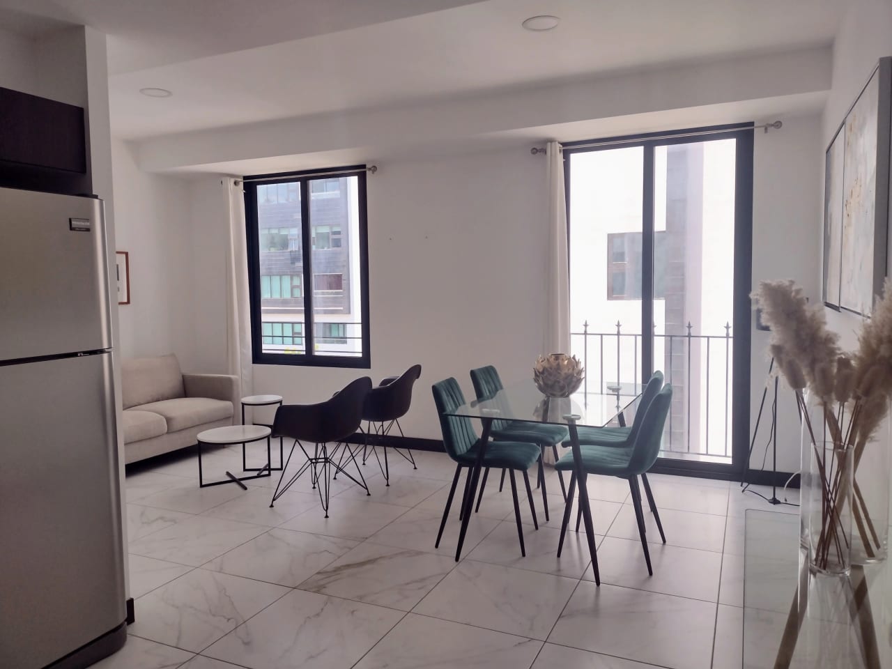 Apartamento Amueblado de 1 Habitación en zona 15 — Apartamento en Alquiler en Vista Hermosa I, Zona 15, Guatemala, Ciudad — foto 4 de 12