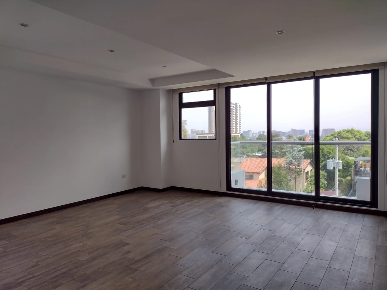 Lindo Apartamento de 2 Habitaciones en zona 15 — Apartamento en Alquiler en Vista Hermosa II, Zona 15, Guatemala, Ciudad — foto 3 de 12