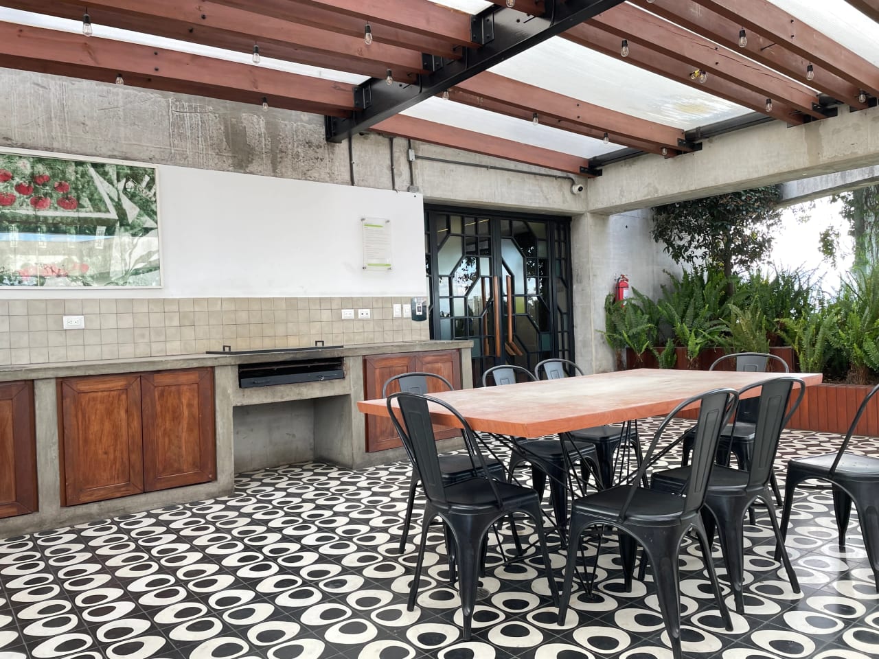 Apartamento Amueblado de 1 Habitación con Jardín — Apartamento en Alquiler en Ciudad Vieja, Zona 10, Guatemala, Ciudad — foto 14 de 14