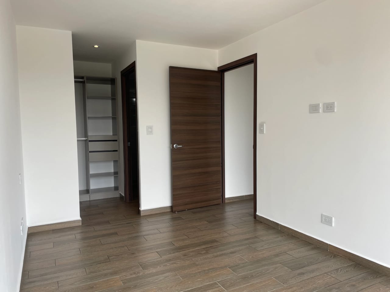 Lindo Apartamento de 2 Habitaciones en zona 15 — Apartamento en Alquiler en Parque 15, Zona 15, Guatemala, Ciudad — foto 9 de 16