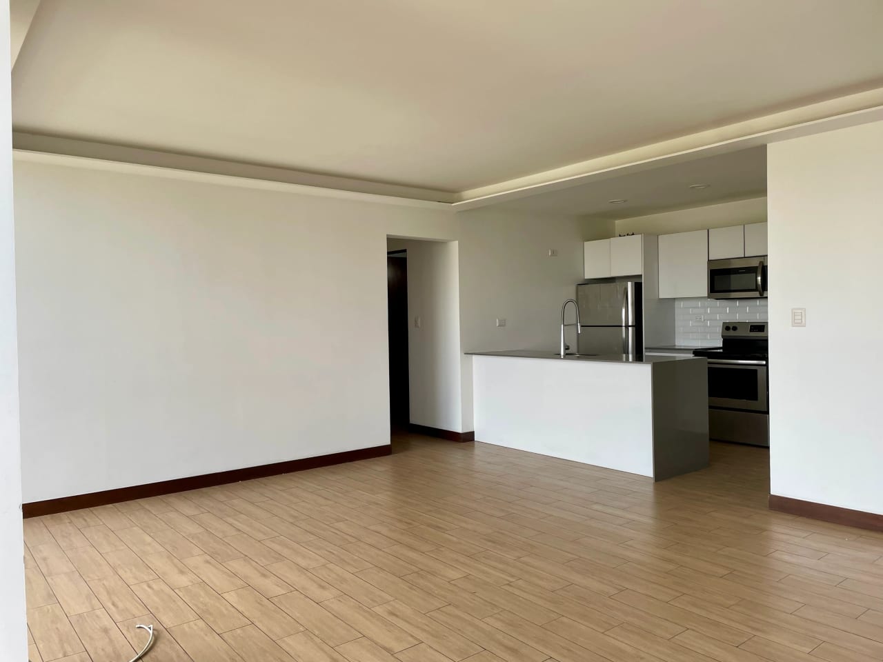 Apartamento de 2 Habitaciones en zona 15 Vista Hermosa 2 — Apartamento en Alquiler en Vista Hermosa II, Zona 15, Guatemala, Ciudad — foto 1 de 16