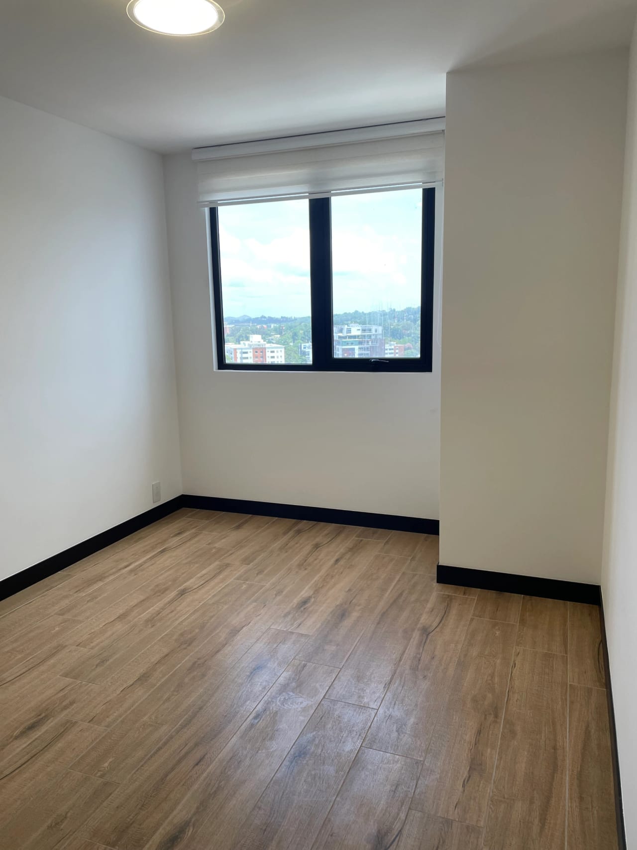 Apartamento de 3 Habitaciones, Nuevo, Edificio Premium Vista Hermosa 2 — Apartamento en Alquiler en Vista Hermosa II, Zona 15, Guatemala, Ciudad — foto 14 de 17