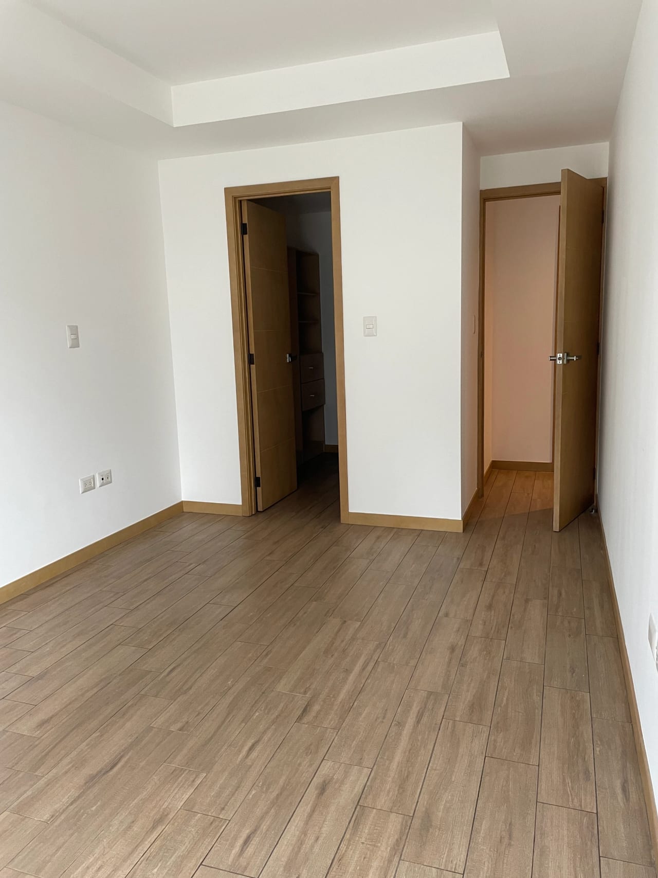 Apartamento de 2 Habitaciones en zona 10 Boulevard Los Próceres — Apartamento en Alquiler en Zona 10, Guatemala, Ciudad — foto 9 de 16