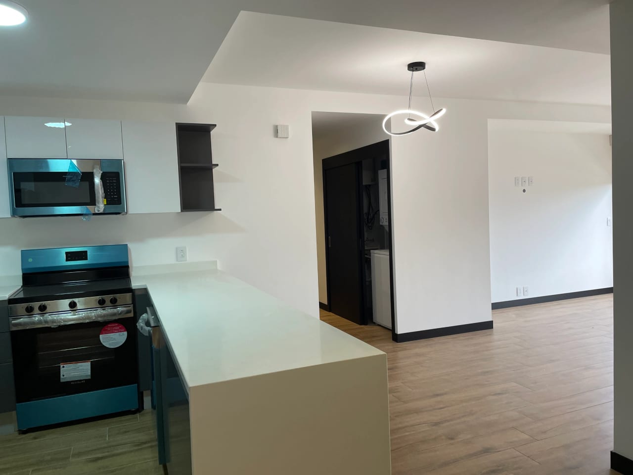 Apartamento Nuevo de 3 Habitaciones en Vista Hermosa 2 zona 15 — Apartamento en Alquiler en Vista Hermosa II, Zona 15, Guatemala, Ciudad — foto 1 de 17
