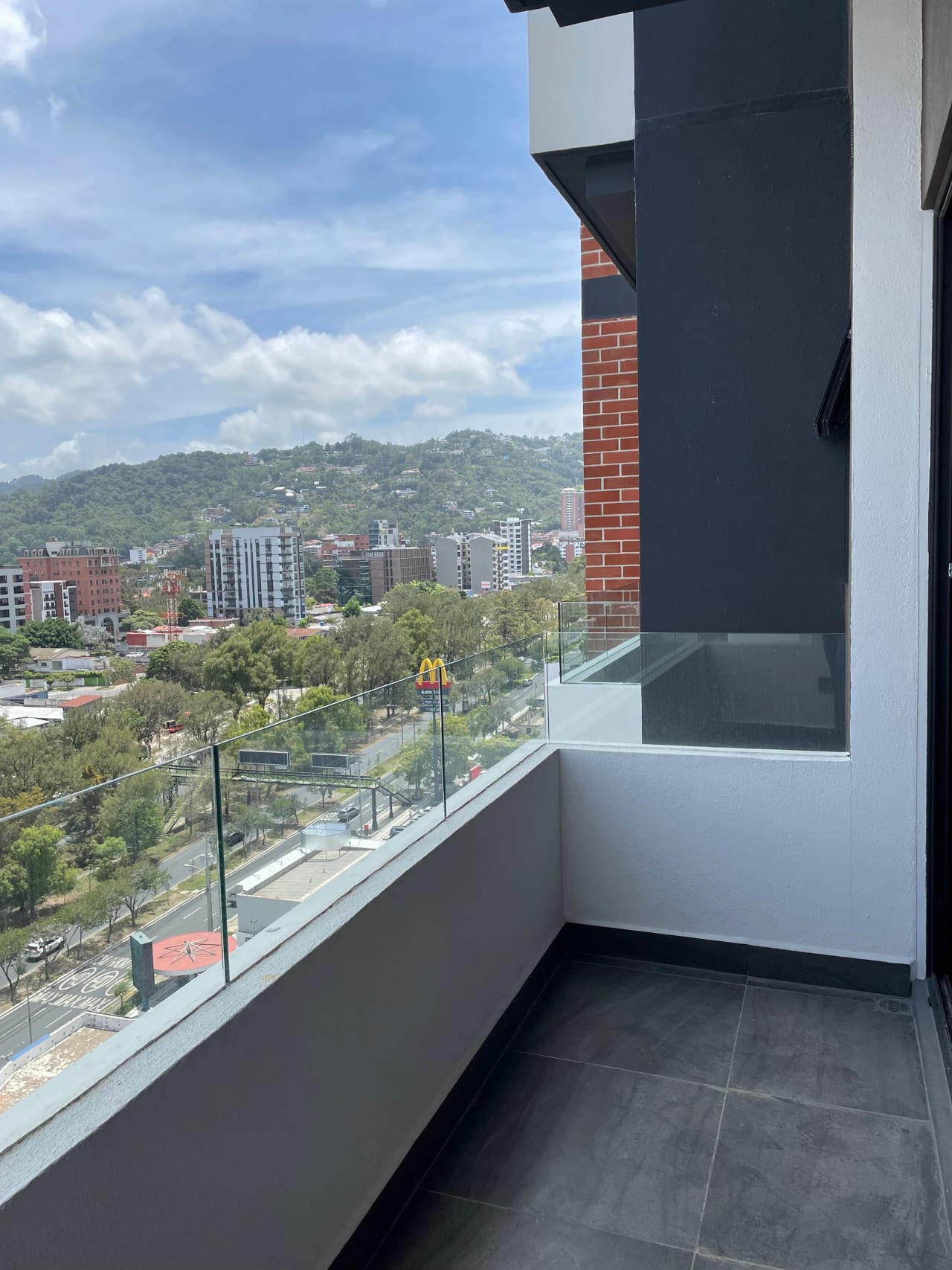 Apartamento Nuevo de 3 Habitaciones en Vista Hermosa 2 zona 15 — Apartamento en Alquiler en Vista Hermosa II, Zona 15, Guatemala, Ciudad — foto 4 de 17