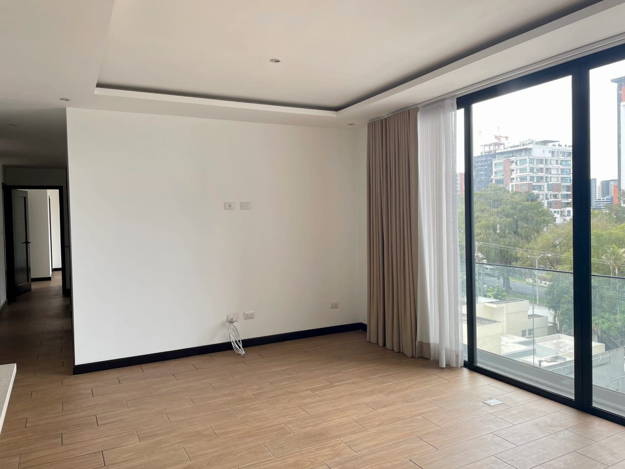 Apartamento de 3 Habitaciones en Vista Hermosa 1 zona 15 — Apartamento en Alquiler en Vista Hermosa I, Zona 15, Guatemala, Ciudad — foto 4 de 17