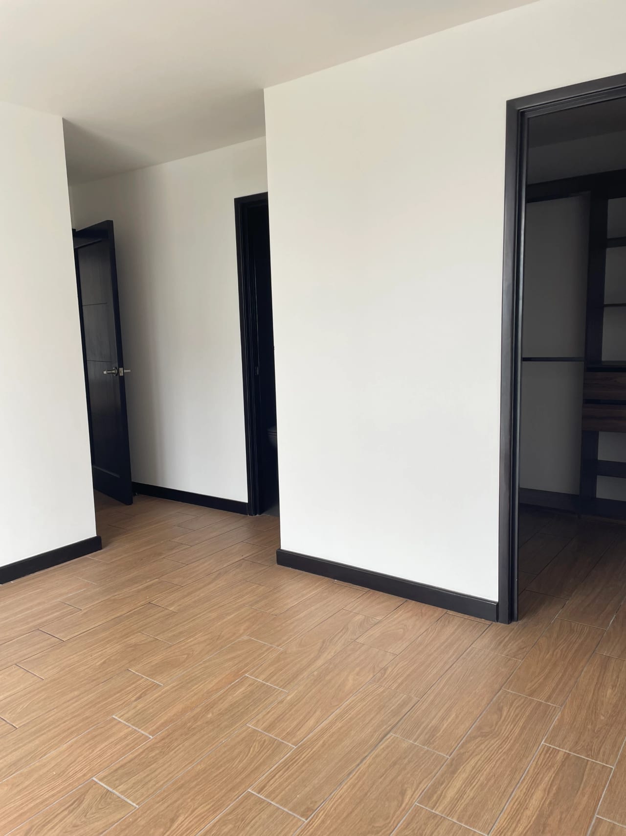 Apartamento de 3 Habitaciones en Vista Hermosa 1 zona 15 — Apartamento en Alquiler en Vista Hermosa I, Zona 15, Guatemala, Ciudad — foto 9 de 17