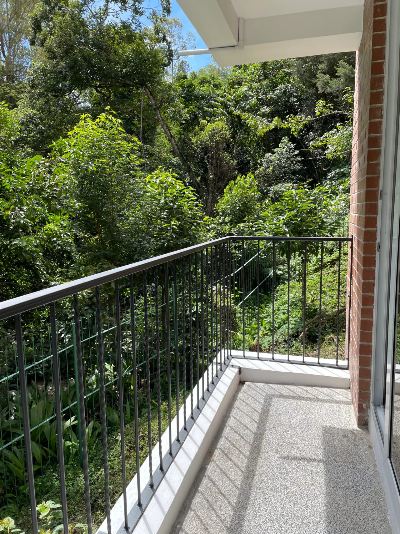Apartamento Amueblado de 1 Habitación en zona 16 — Apartamento en Alquiler en La Montaña, Zona 16, Guatemala, Ciudad — foto 8 de 12