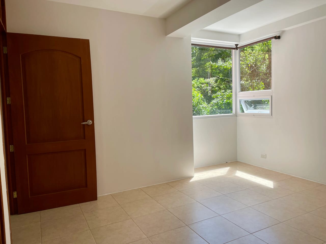 Apartamento Amueblado de 1 Habitación en zona 16 — Apartamento en Alquiler en La Montaña, Zona 16, Guatemala, Ciudad — foto 7 de 10