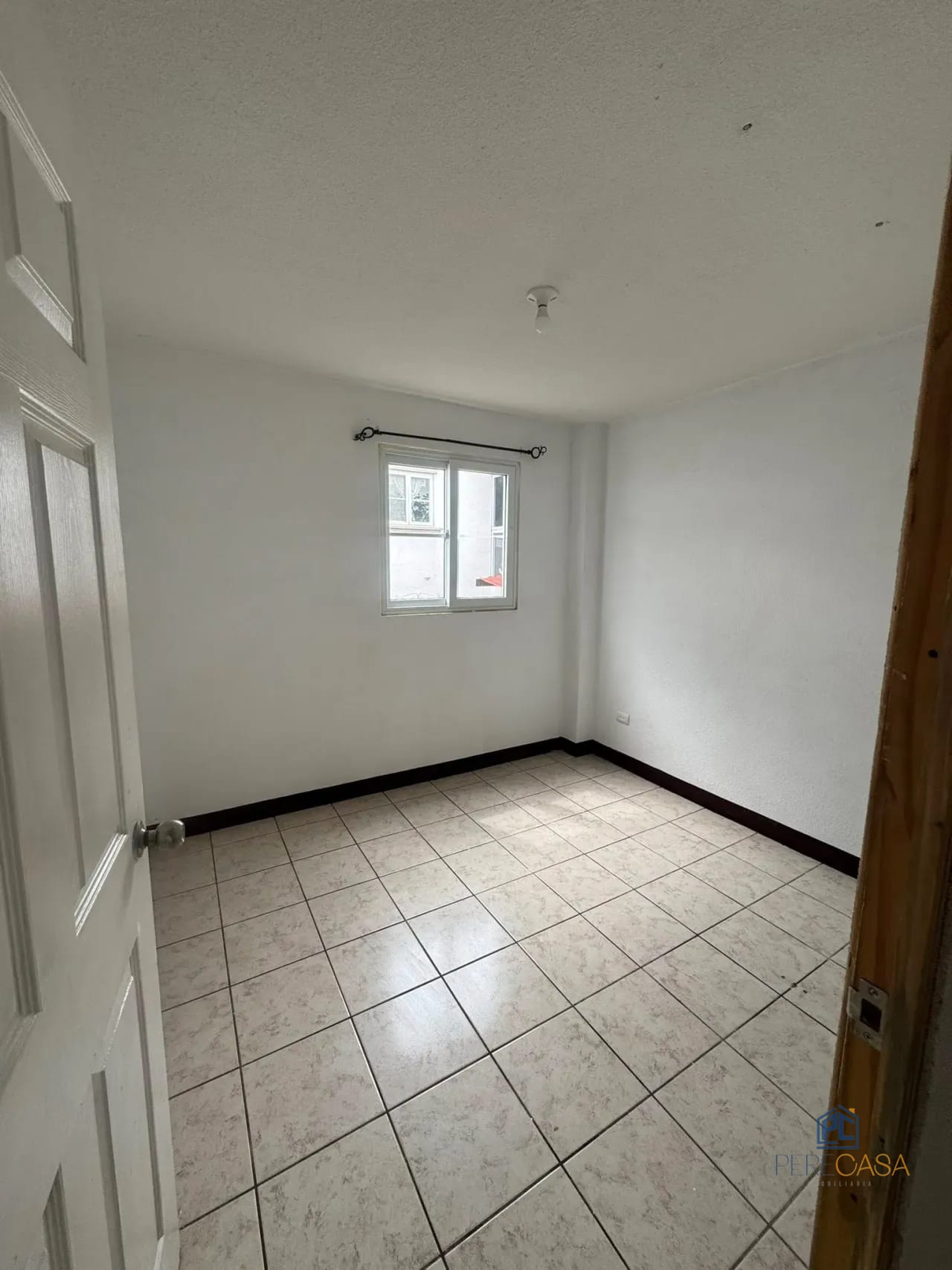 INCREIBLE APARTAMENTO EN FUENTES DEL VALLE NORTE 3 — Casa en Alquiler en Zona 18, Guatemala, Ciudad — foto 15 de 17