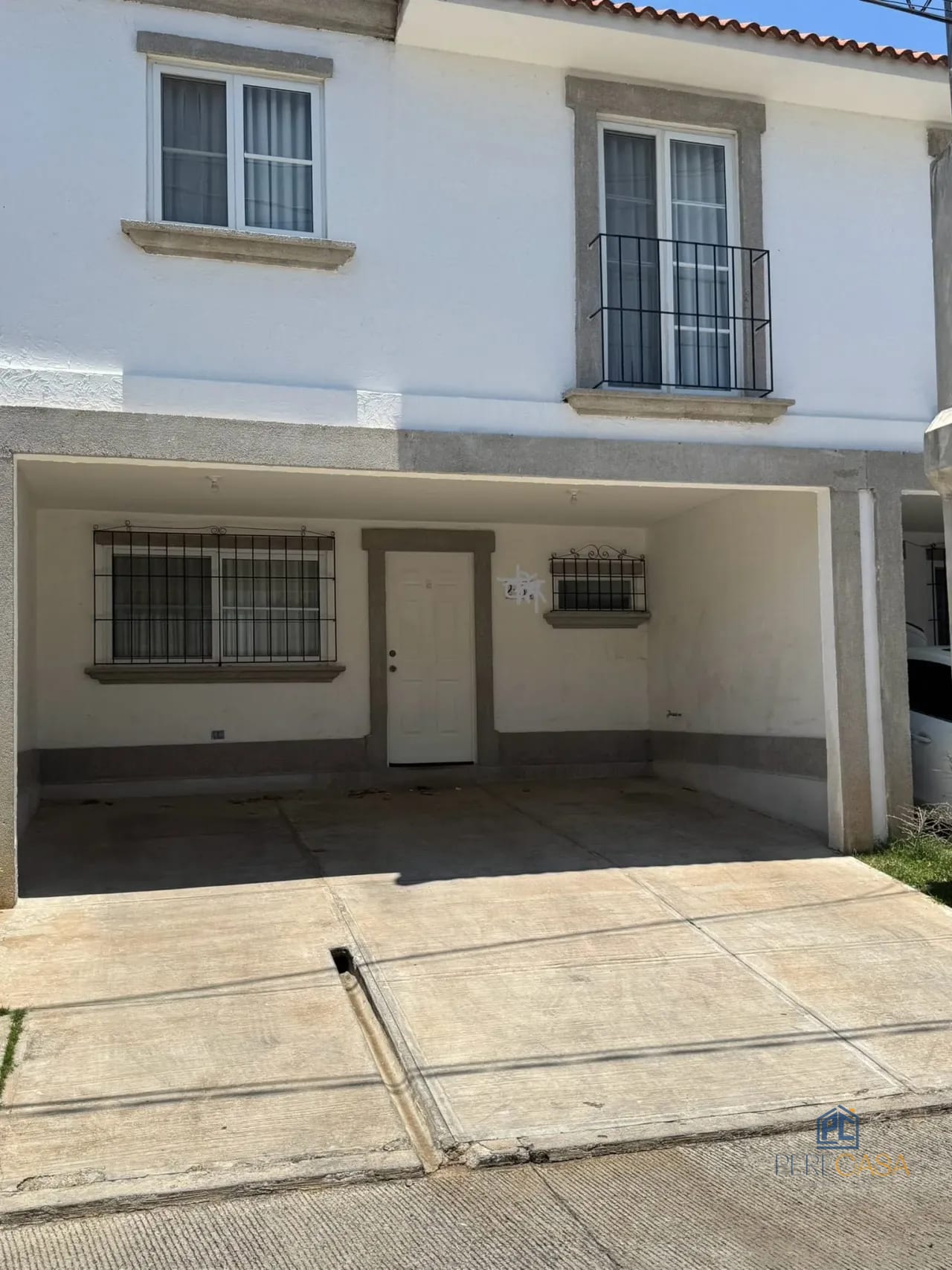 CASA EN EXCELENTE PRECIO EN FUENTES DEL VALLE NORTE 4 — Casa en Venta en Zona 18, Guatemala, Ciudad — foto 1 de 10